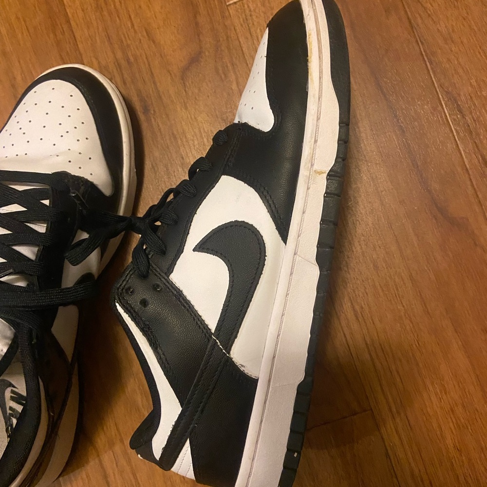 Nike Panda dunk low size 10